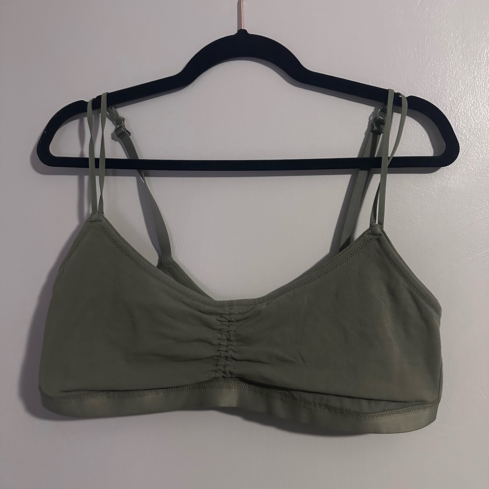 Super Chill Aerie unlined bra - Picture 1 of 3